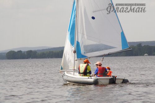 Фоторепортаж с парусной практики флотилии Флагман, прошедшей в июне 2017 года.